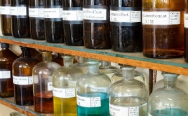 Chemische Beständigkeit von Kunststoffen
