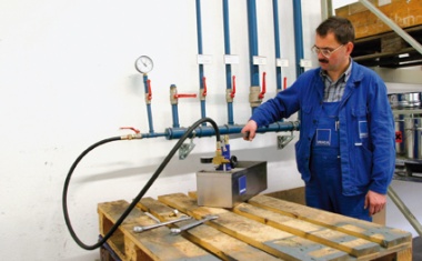 Händisch, elektrisch und benzinbetrieben
