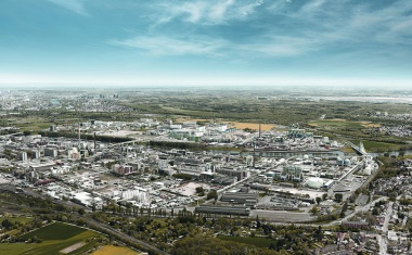 Im Einklang: Industriepark Höchst bietet Entwicklungsmöglichkeiten für den gesamten Zyklus des Berufslebens