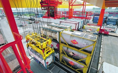 Infraserv Logistics entwickelt die Verkehrsinfrastruktur im Industriepark Höchst weiter