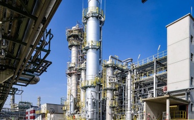 Evonik weiht weltgrößte Polyamid-12-Anlage ein