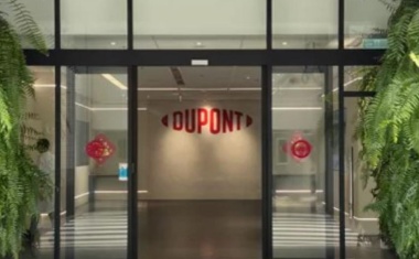 DuPont to Split Into Three Companies, CEO Breen Resigns