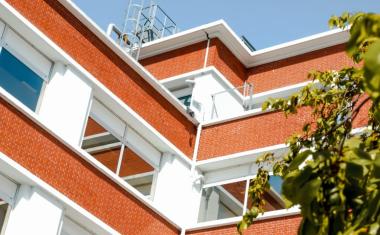 Adragos Pharma Completes Acquisition of Sanofi’s Sterile Fill-Finish Site in France