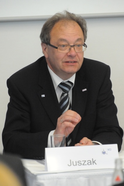 Dr. Klaus-Dieter Juszak, Vorsitzender der Fachvereinigung...