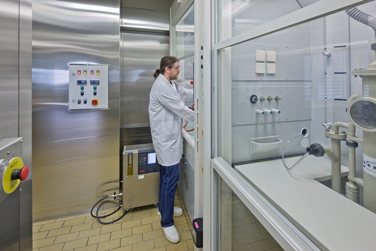 Photo: Valsynthese investiert in Entwicklung von Phosgenreaktionen