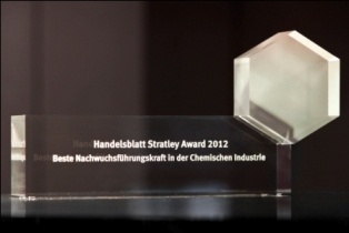 Photo: Beste Nachwuchsführungskraft in der chemischen Industrie