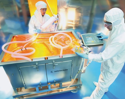 Der Technologie-Shift von herkömmlichen Bioreaktoren aus Glas oder Stahl hin...
