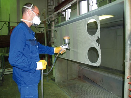 Abb. 2: Antihaftbeschichtungen von BASF werden in maximal drei Schichten im...
