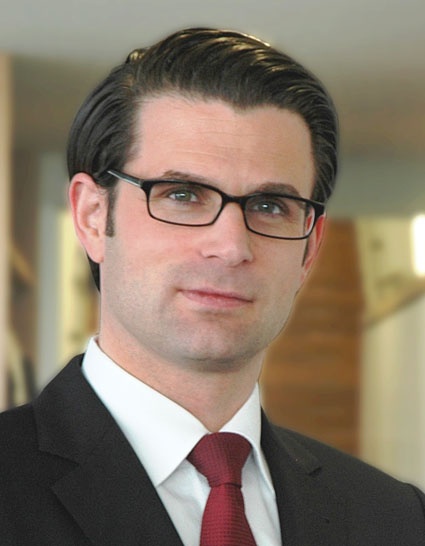 Dirk Pfitzer, Geschäftsbereichsleiter Gesundheitswesen/Pharma, Porsche...