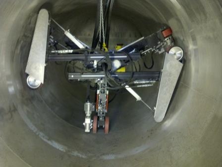 Chemion - Robogrind: Robotergestützte Tankcontainer-Reparatur nach Korrosion.