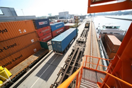 Als trimodales Terminal verknüpft Contargo Industriepark Frankfurt – Höchst...