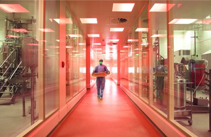 Höchstmaß an Zuverlässigkeit und Sicherheit: Die Pharmaproduktion erfolgt im...
