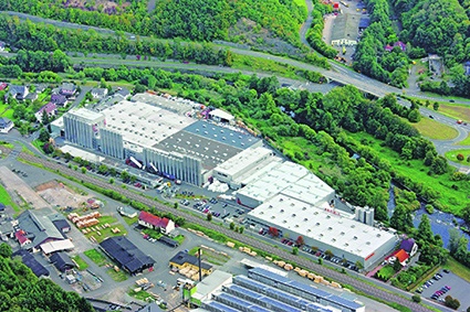 Die Kunststoffplattenproduktion von Simona findet im rheinland-pfälzischen...