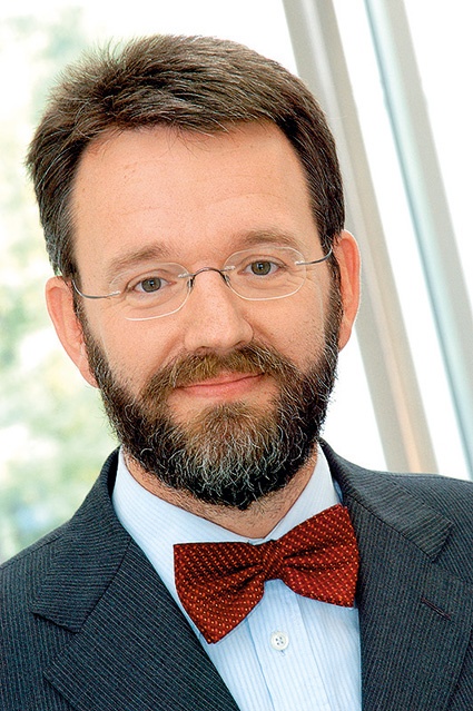 „Altana setzt als reiner Spezialchemieanbieter Hedging ausschließlich bei...