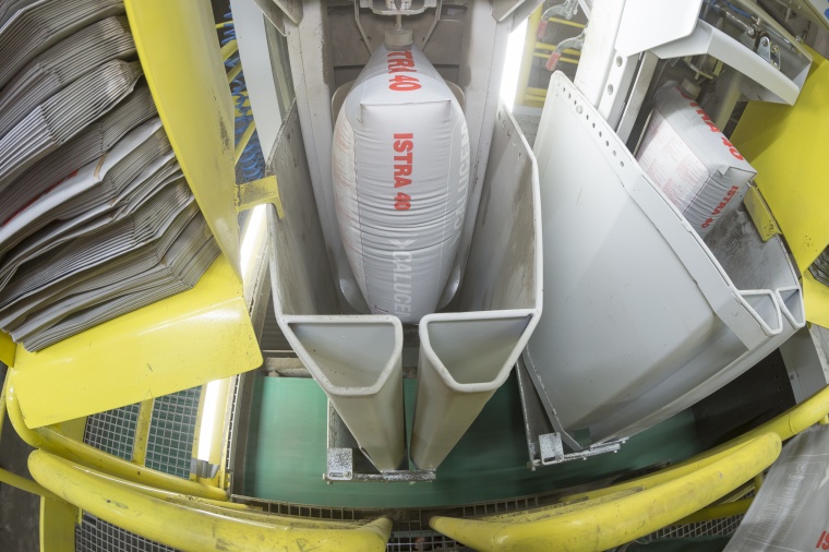Beumer: Beim Abfüllen mit dem Beumer fillpac wird nur minimal Staub...