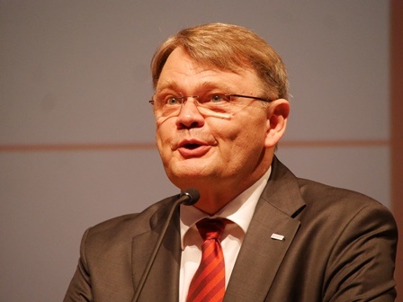 Dr.-Ing. Claas-Jürgen Klasen, President Greater China Region von Evonik...
