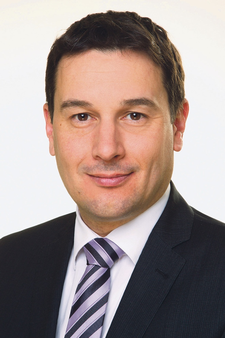 Andreas Gmür, Camelot Management Consultants