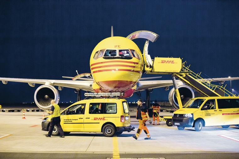 Per Luftfracht wird jährlich eine sehr große Tonnage geflogen, obwohl das...