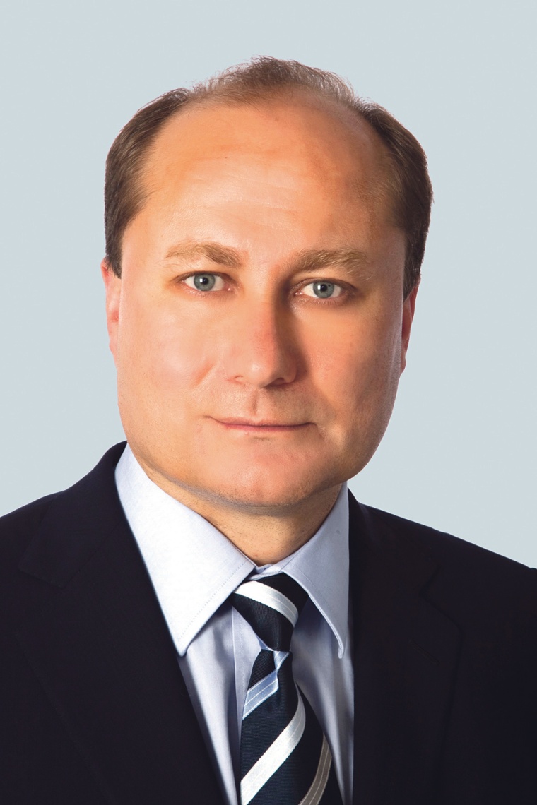 Dr. Josef Packowski, Managing Partner, Camelot Management Consultants