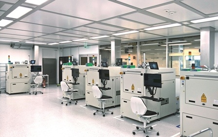 Produktionsbereich der ISO-Reinraumklasse 7 © Vishay