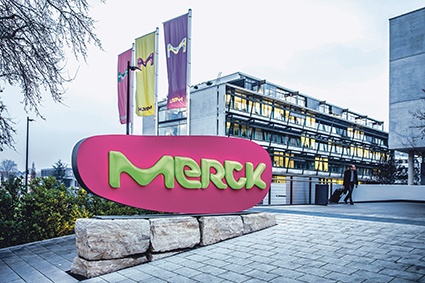 2015 überraschte Merck mit einem neuen visuellen Markenauftritt. Für manche...