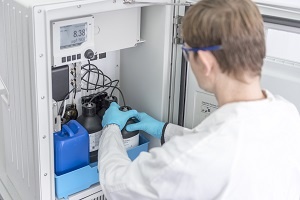 Einfache Wartung und Bedienung des Kieselsäure-Analysators © Endress+Hauser