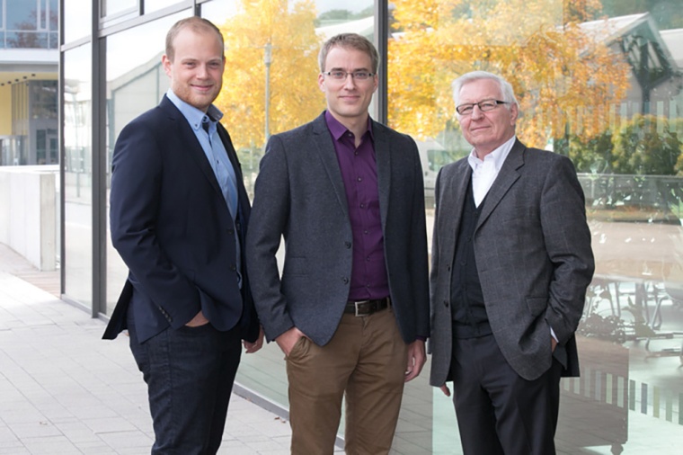Die Autoren sind die Gründer der Firma IT for Engineering (it4e) v.l.n.r....