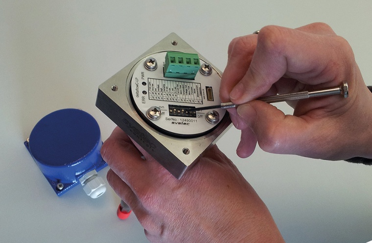 Einfache Parametrierung mit DIP-Schaltern © systec Controls