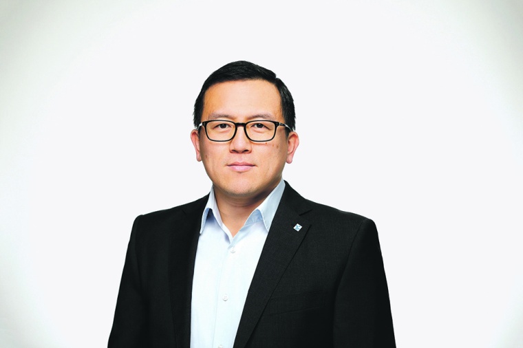 Xin Xiong, NMI Natural and Medical Sciences Institute, University of Tübingen