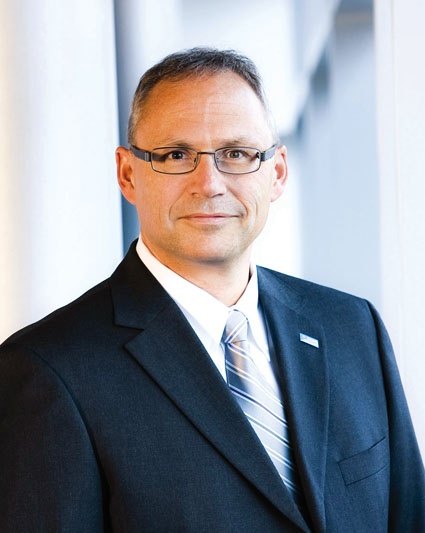 Dr. Peter Eckes