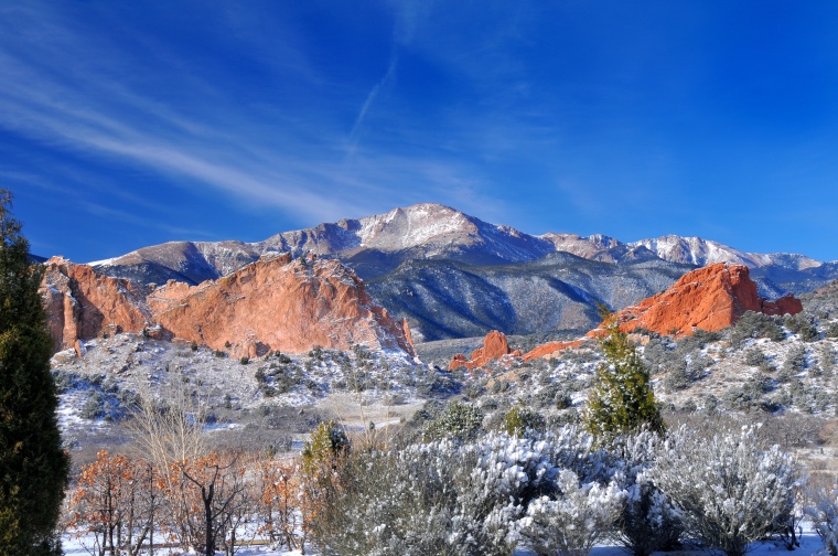 (c) John Hoffman/Shutterstock