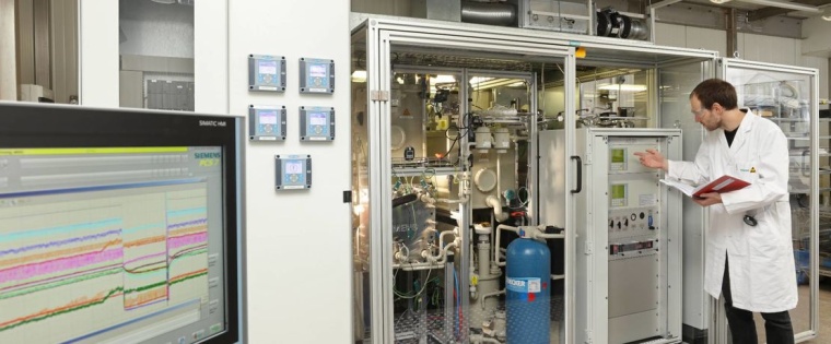 The world first fully automated CO2 electrolyzer from Siemens genaerates carbon...