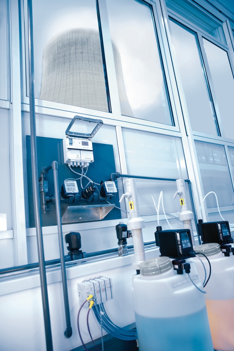 Bürkert´s mxControl 8620 can be used in general process and chemical control...
