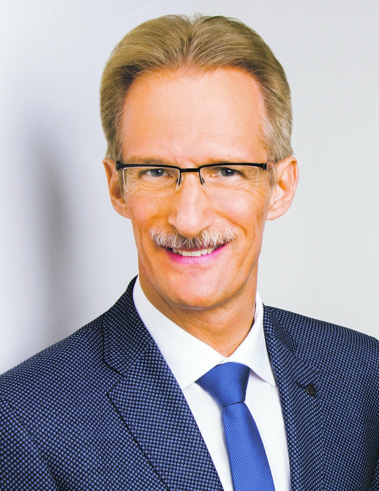 Sven Durian, Axit