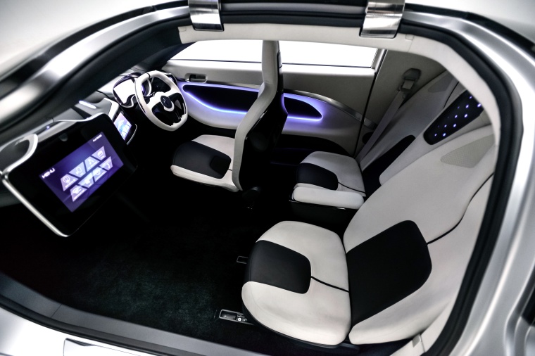The new concept car AKXY has a design based on the SUV © Asahi Kasei