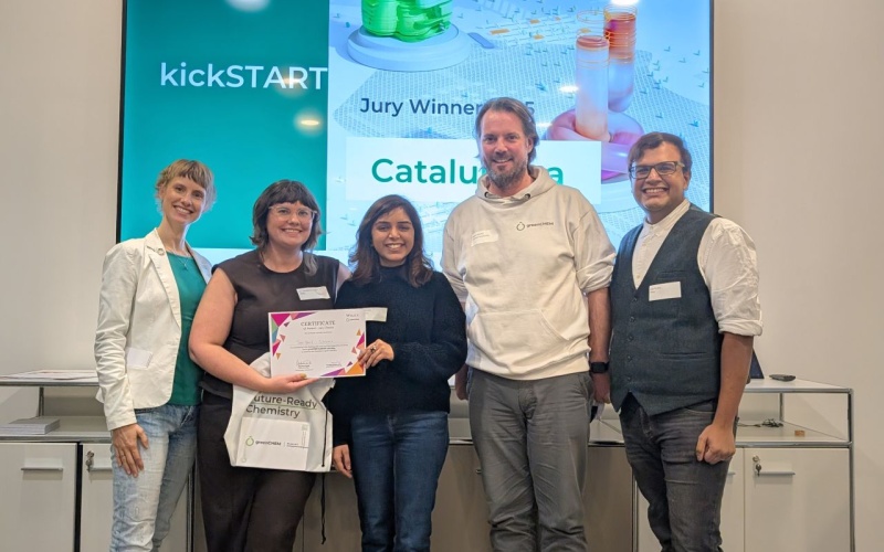 Winner of the Jury Prize, Catalumia, with jury members and organizers.