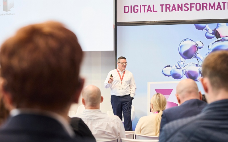 Photo: Your lab runs itself. See how at analytica 2026.