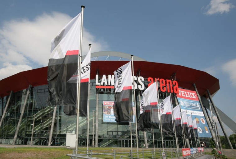 Weht hier bald amerikanischer Wind? Die Lanxess Arena in Köln befindet sich...