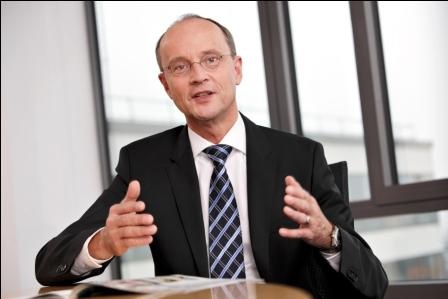 Dr. Martin Siewert, Vorsitzender der Geschäftsführung, Sanofi-Aventis...
