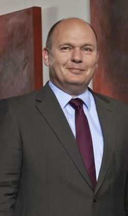 Finanzchef Wienands verlängert bei Messer
