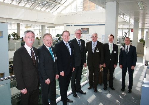Politische Vertreter zu Besuch bei Bürkert