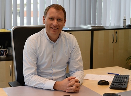 Thomas Sörensen leitet als Geschäftsführer die Grundfos Pumpenfabrik in...
