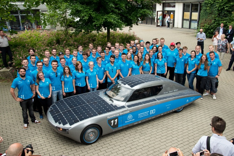 Das SolarCar-Team der Hochschule Bochum hofft, bei der World Solar Challenge...