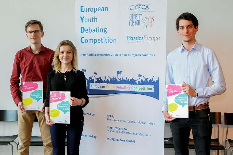 Die deutschen Gewinner beim Europäischen Jugend-Debattierwettbewerb 2018: 1....