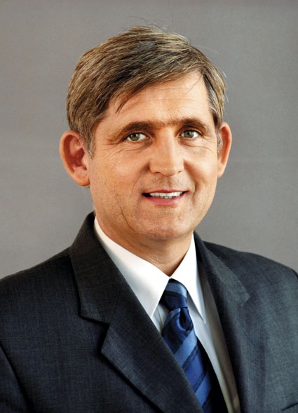 Dr. Norbert Kuschnerus, Vorsitzender, Namur
