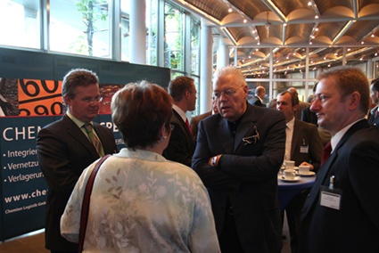 Angeregte Diskussionen in der Pause bei der LOG.lev 2010