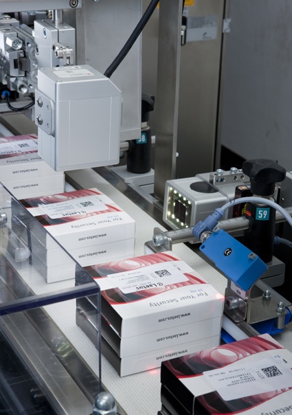 Hohe Fälschungssicherheit im Pharmapackaging: S-TTS von Laetus