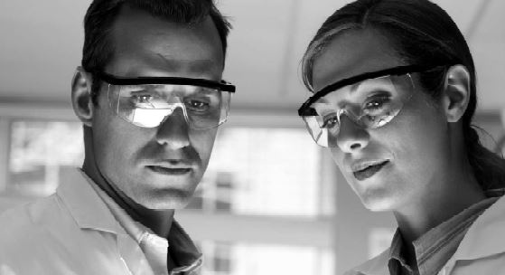 Wirtschaftschemiker für die Pharmaindustrie 4.0: Berufsbegleitende Studium ist...