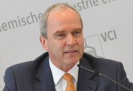 „Die Industrie ist kein Esel, der Dukaten auswirft.“ Dr. Karl-Ludwig Kley,...