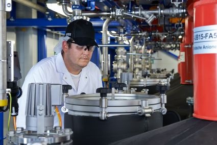 An seinem weltweit größten Standort in Leverkusen hat das Unternehmen...